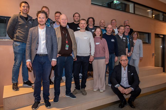 Ledernes delegasjon i Stavanger:
Audun Ingvartsen (forbundsleder)
Liv Spjeld By (nestleder)
Thomas Ostermann (sekretariatet)
Håkon Holo Dagestad (sekretariatet)
Fra Equinor:
Per Helge Ødegård
Terje Herland
Hans Fjære Øvrum
Ingelill Handeland Eide
Olav André Algrøy
Morten Wee Førre
Terje Axe Sørensen
Roar Laug
Fra Okea:
Lars Bjørnar Skjelvik
Fra NeptuneEnergy:
Trond Myklebust
Henrik Østervold Sjursen
Fra ConocoPhillips:
Lars Owe Hardi
Alexander Winther Fra AkerBP:
Frank Ove Opedal