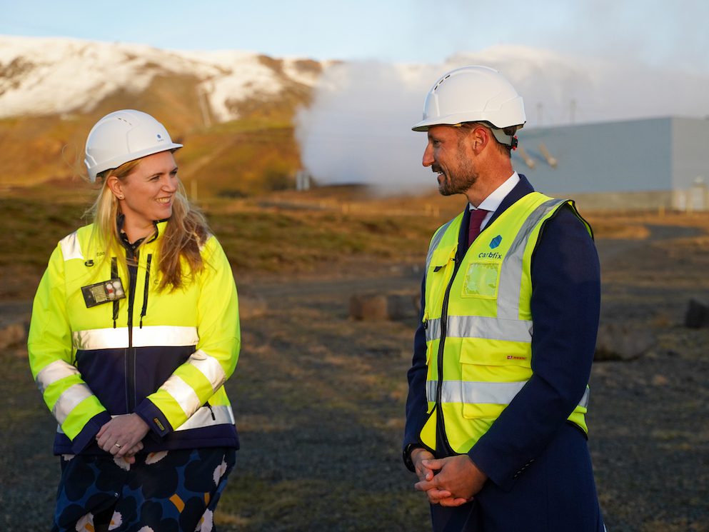 Kronprins Haakon besøkte Island 12. til 14. oktober 2022. Edda Aradóttir fra Carbfix fortalte Kronprinsen om banebrytende teknologi innen karbonfangst og -Foto: Liv Anette Luane, Det kongelige hoff