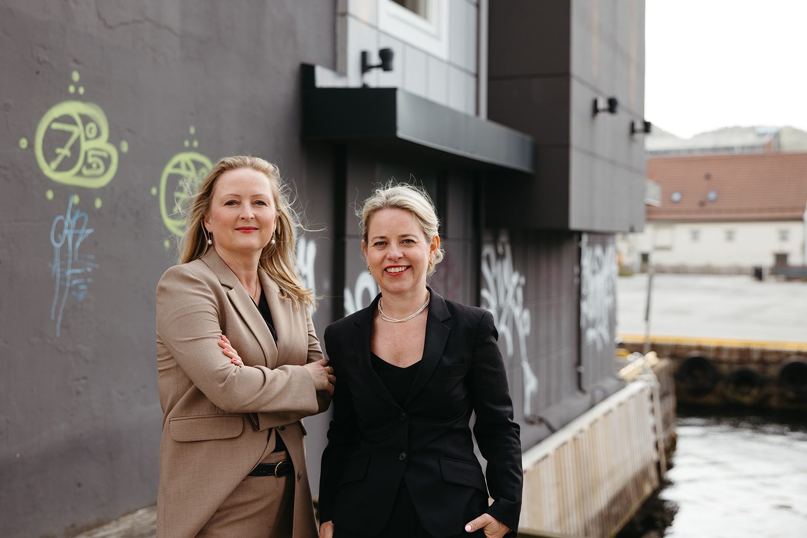 MH Partners består av advokatene Cecilie Koch Hatlebrekke og Linda Rudolfsen Myklebust. Foto: MH Partners / Inger Paulsen
